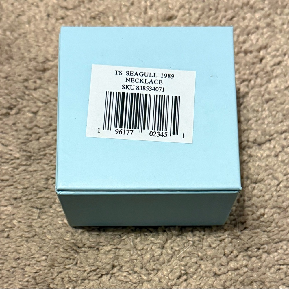 1989 (Taylor’s Version) Seagull Necklace - NEW in Box - Authentic! - Picture 5 of 5